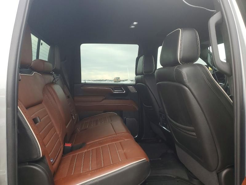 2024 GMC Sierra K2500 Denali Ultimate