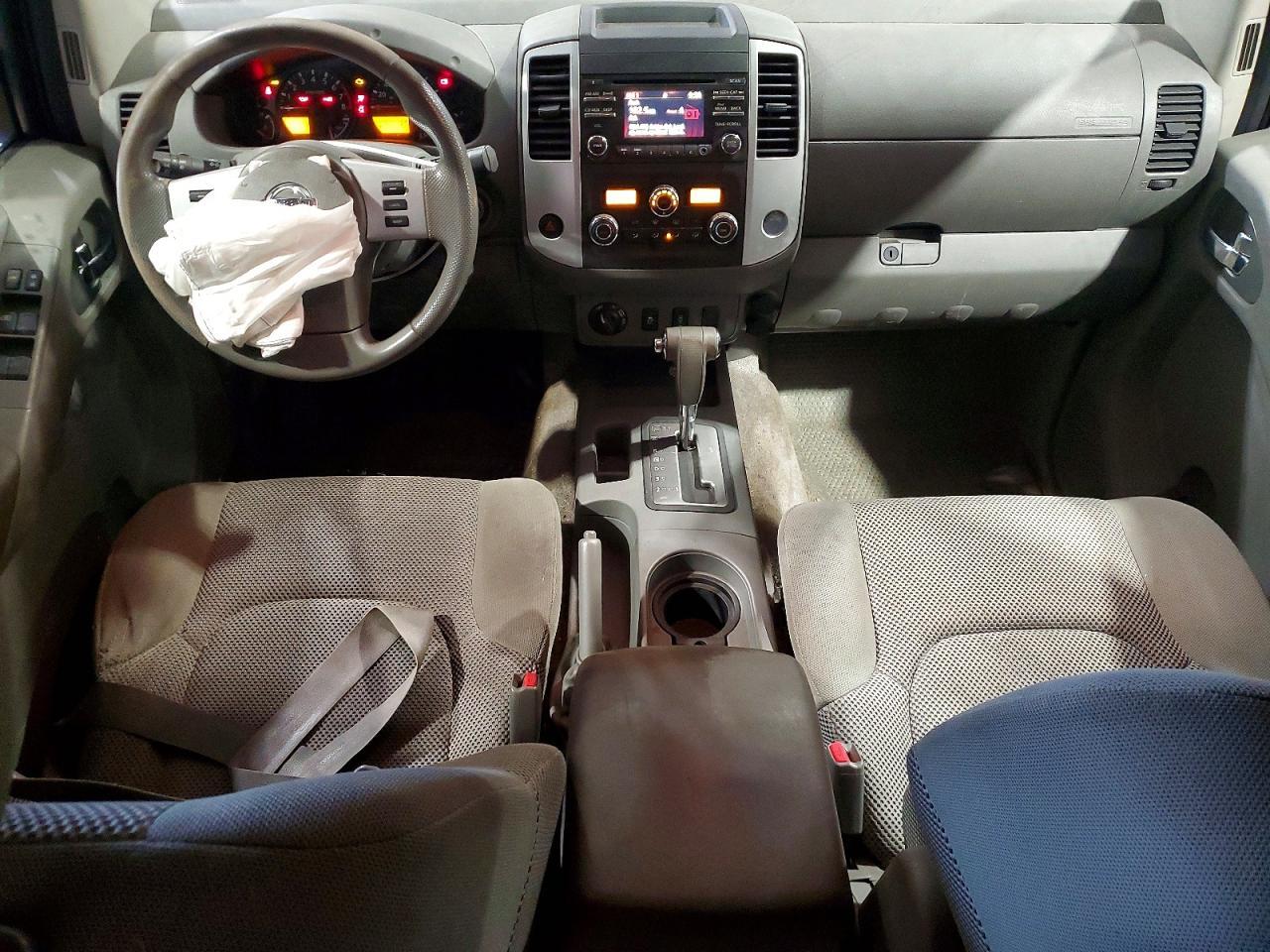 2013 Nissan Frontier s