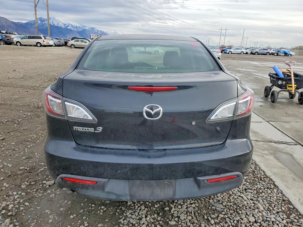 2011 Mazda 3 I
