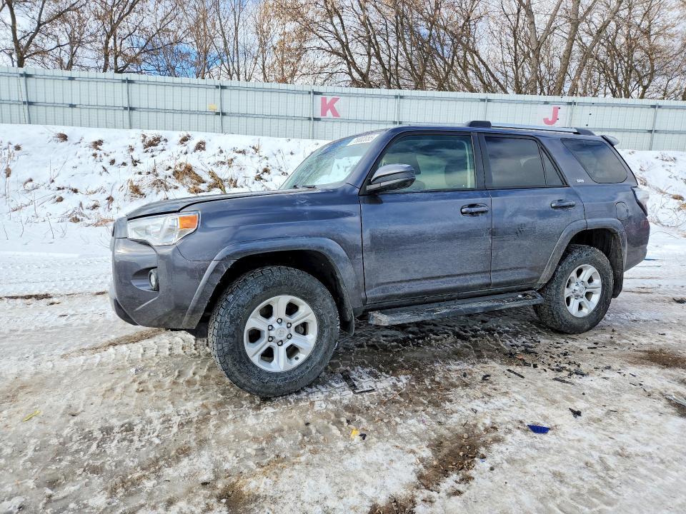 2023 Toyota 4runner se