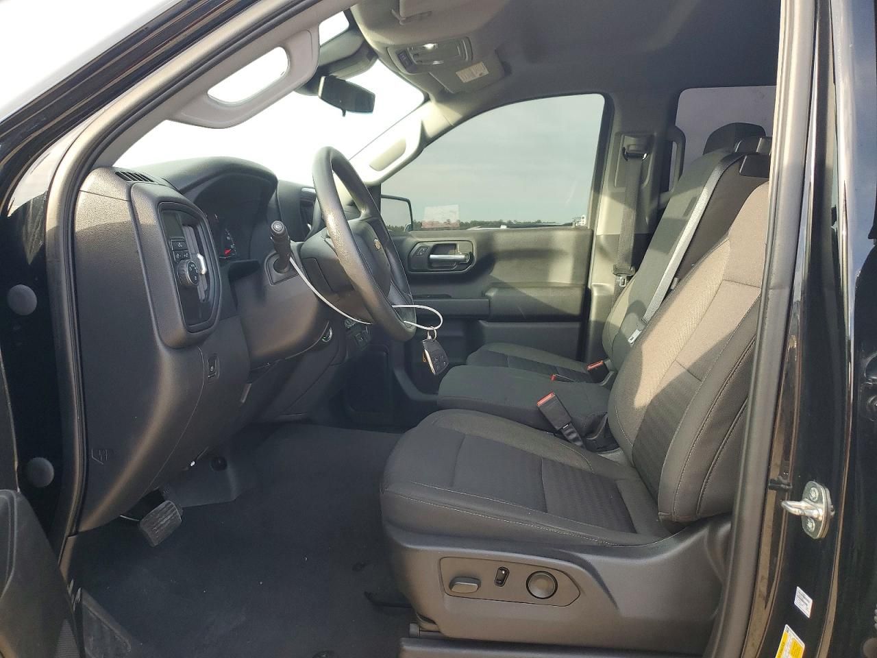 2023 Chevrolet Silverado C1500 Custom