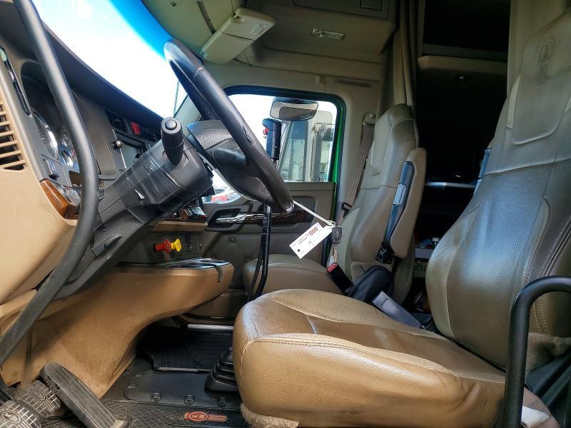 2018 Kenworth T680 Semi Truck