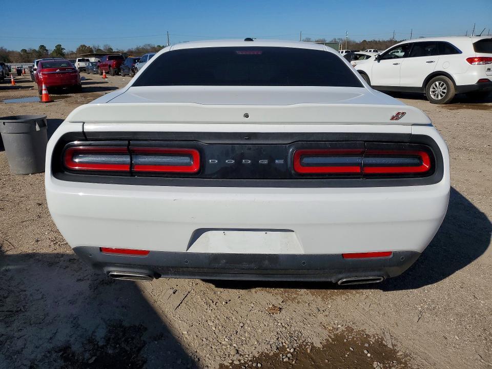 2022 Dodge Challenger gt