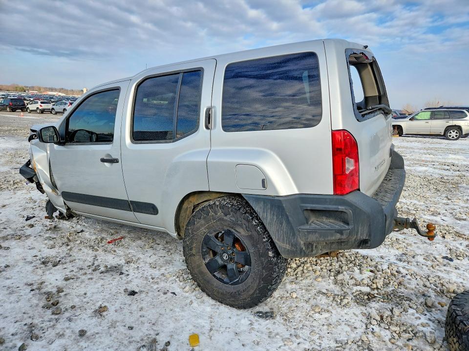 2012 Nissan Xterra x