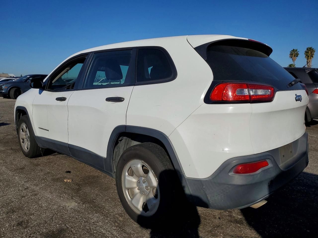 2015 Jeep Cherokee Sport