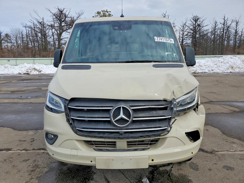 2022 Mercedes-Benz Sprinter 2500 Delivery Van