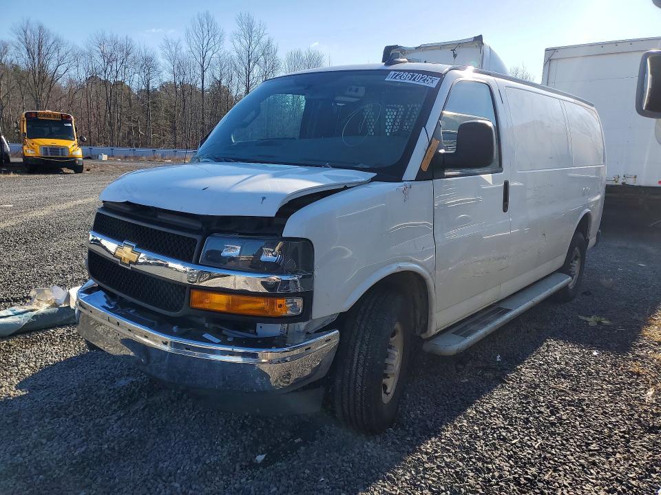 2025 Chevrolet Express G2500