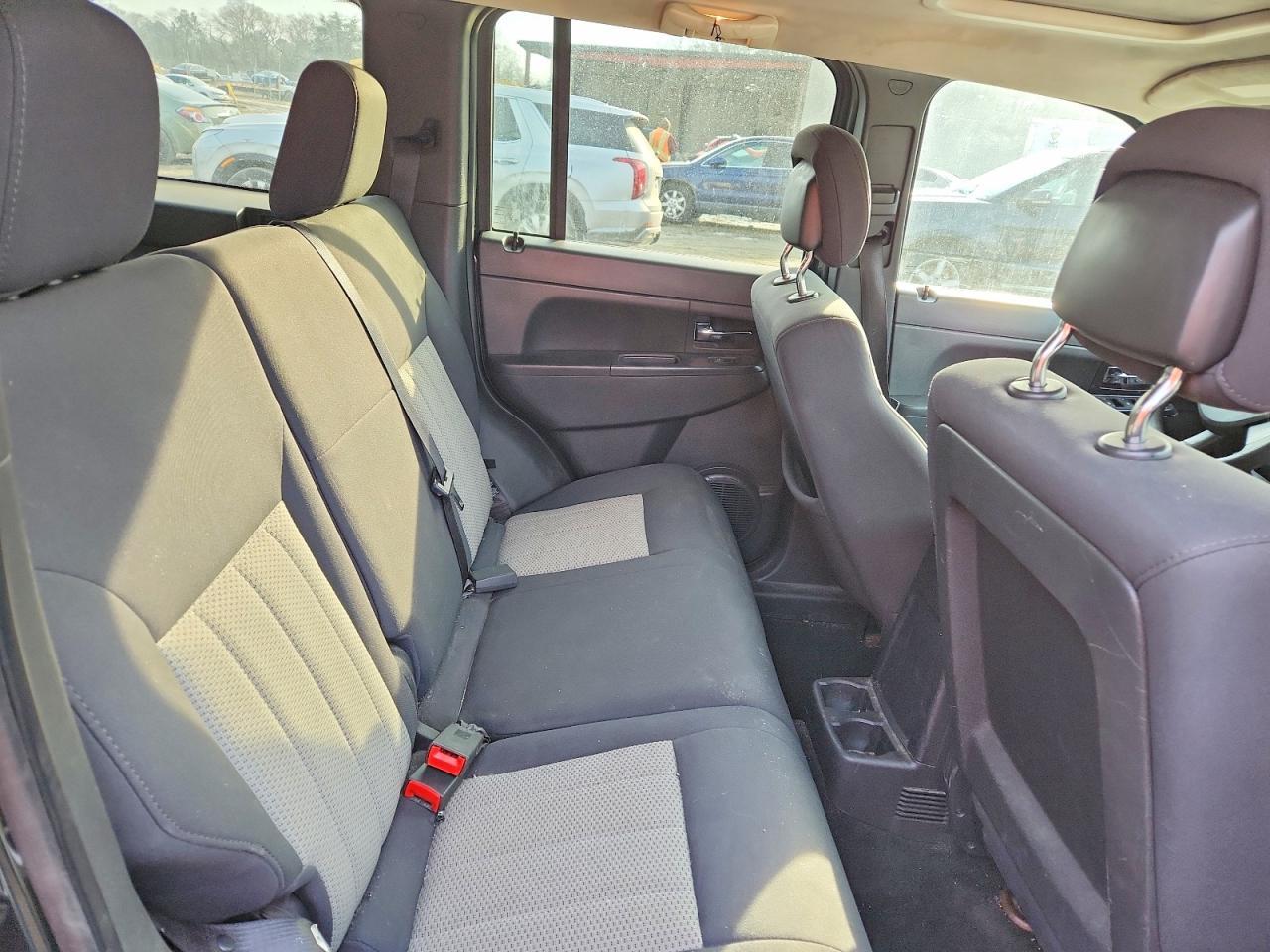 2010 Jeep Liberty Sport