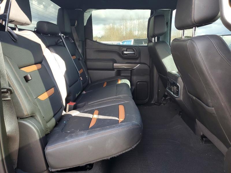 2021 GMC Sierra K1500 AT4