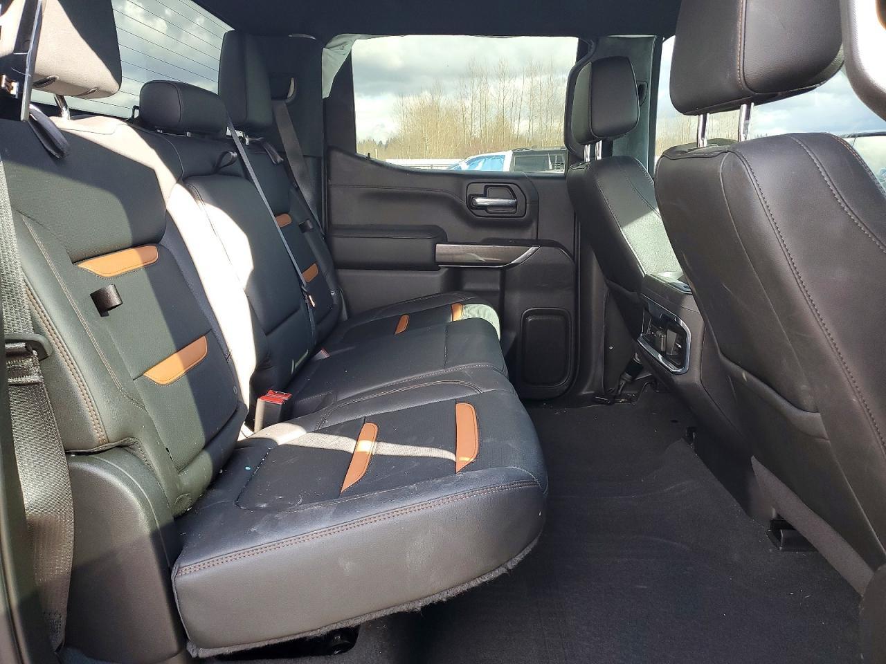 2021 GMC Sierra K1500 AT4