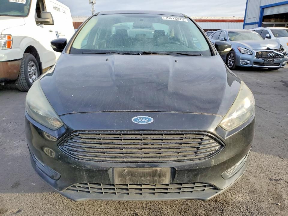 2017 Ford Focus se