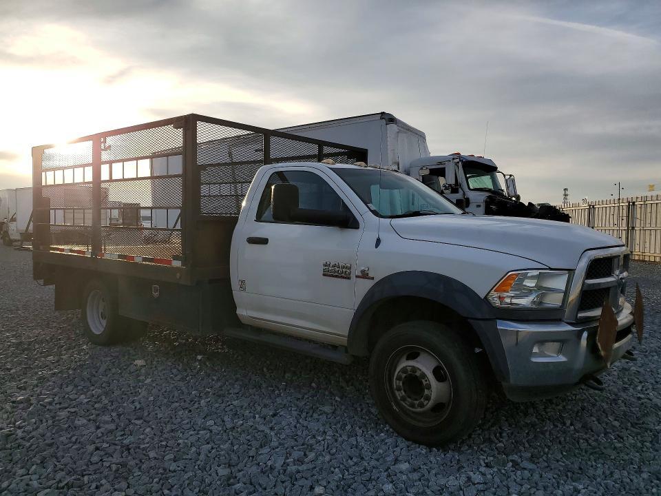 2014 Dodge RAM 5500 Flatbed Truck