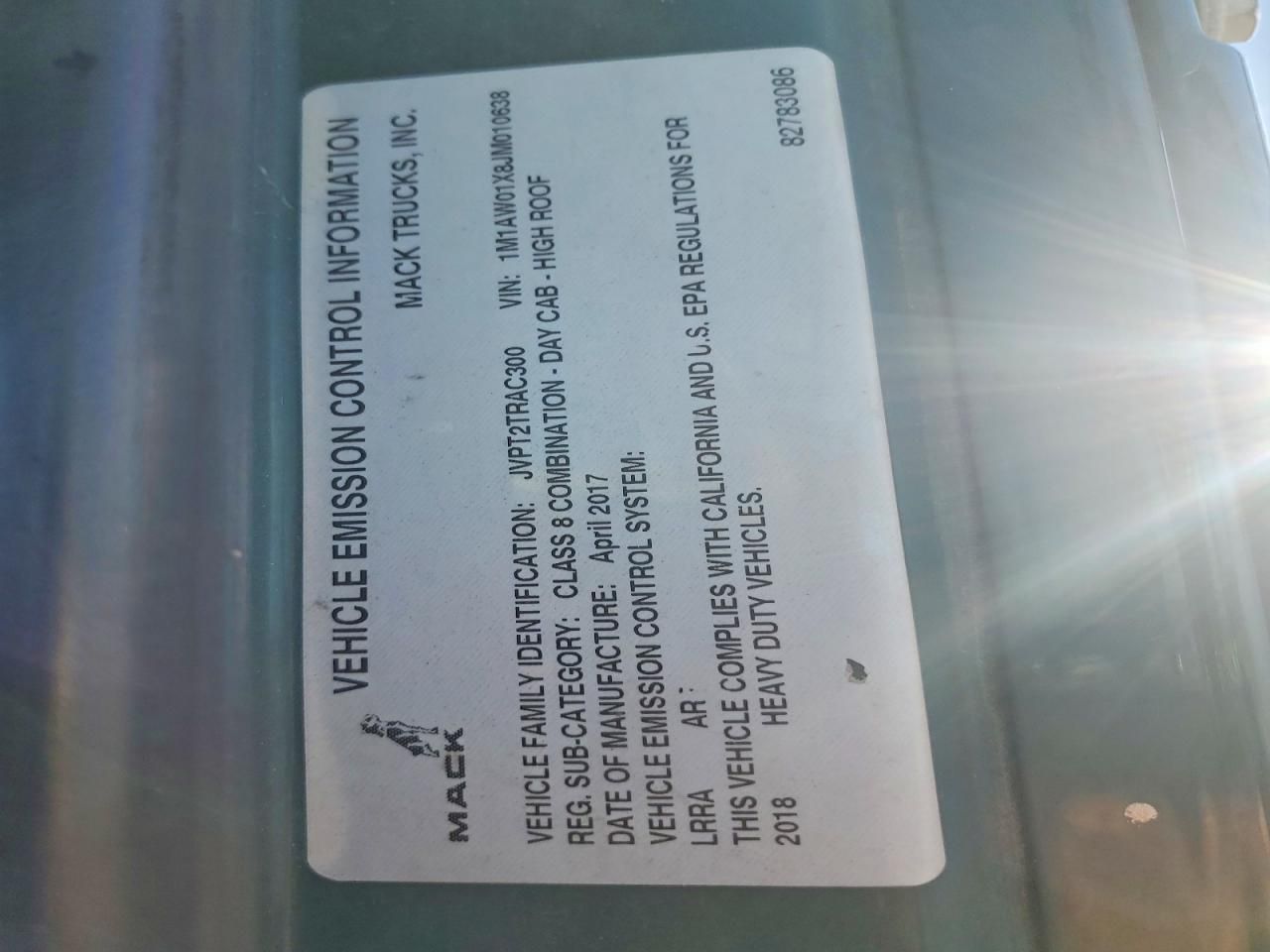 2018 Mack CXU612 Semi Truck