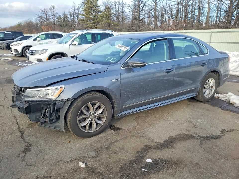 2017 Volkswagen Passat R-line