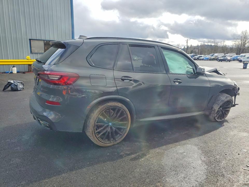 2023 BMW X5 M50i