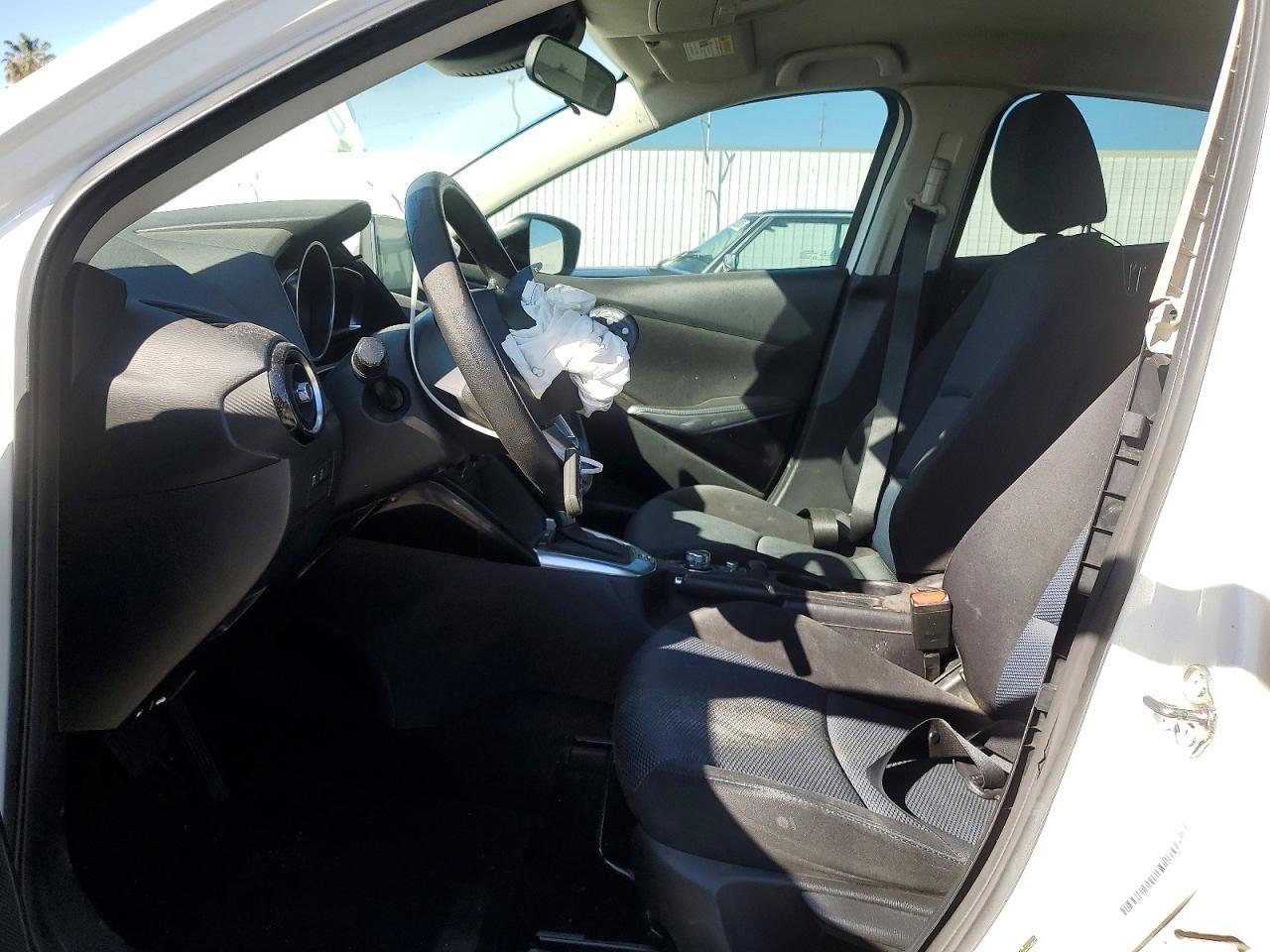 2017 Toyota Yaris ia Base