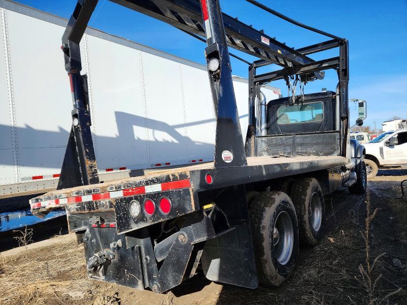 2005 Mack Cv713