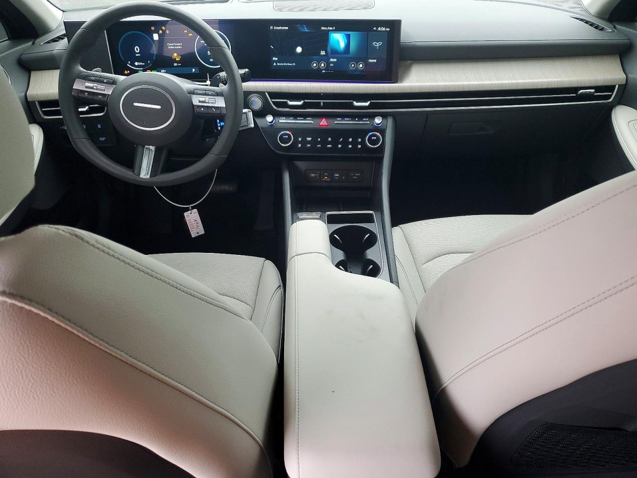 2025 Hyundai Sonata Hybrid