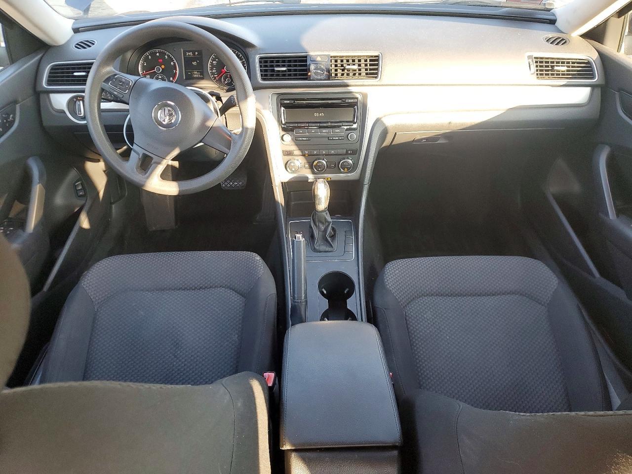 2012 Volkswagen Passat s