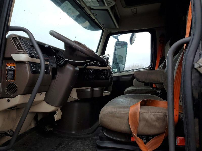 2018 Volvo VN VNL