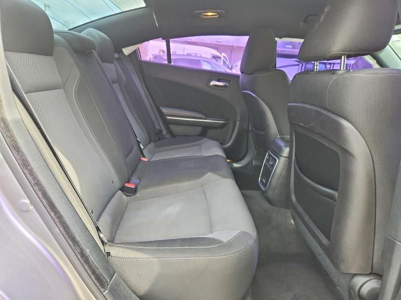 2016 Dodge Charger sxt