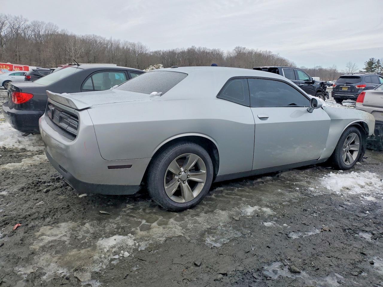 2020 Dodge Challenger sxt