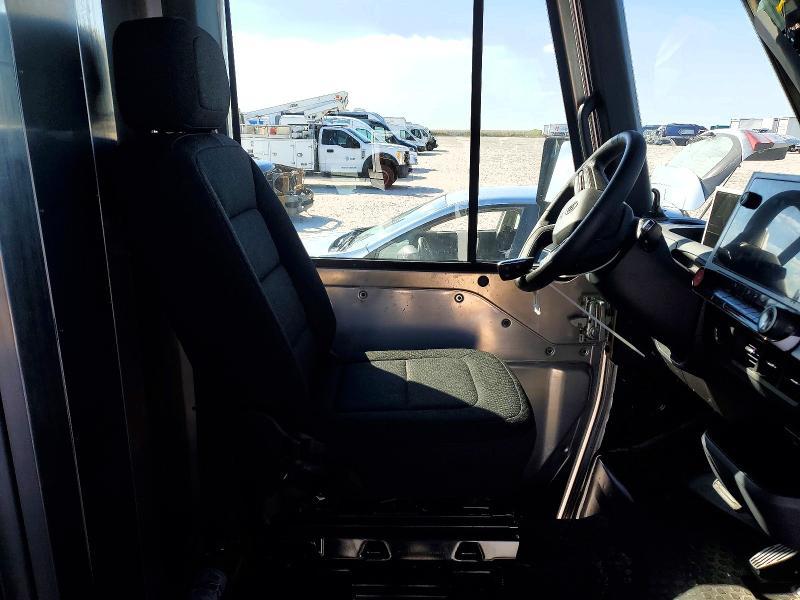 2024 Brightdrop Zevo 600 Delivery van