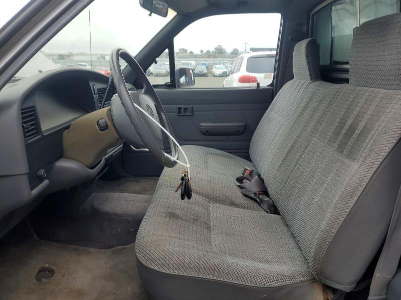 1993 Toyota Pickup Deluxe