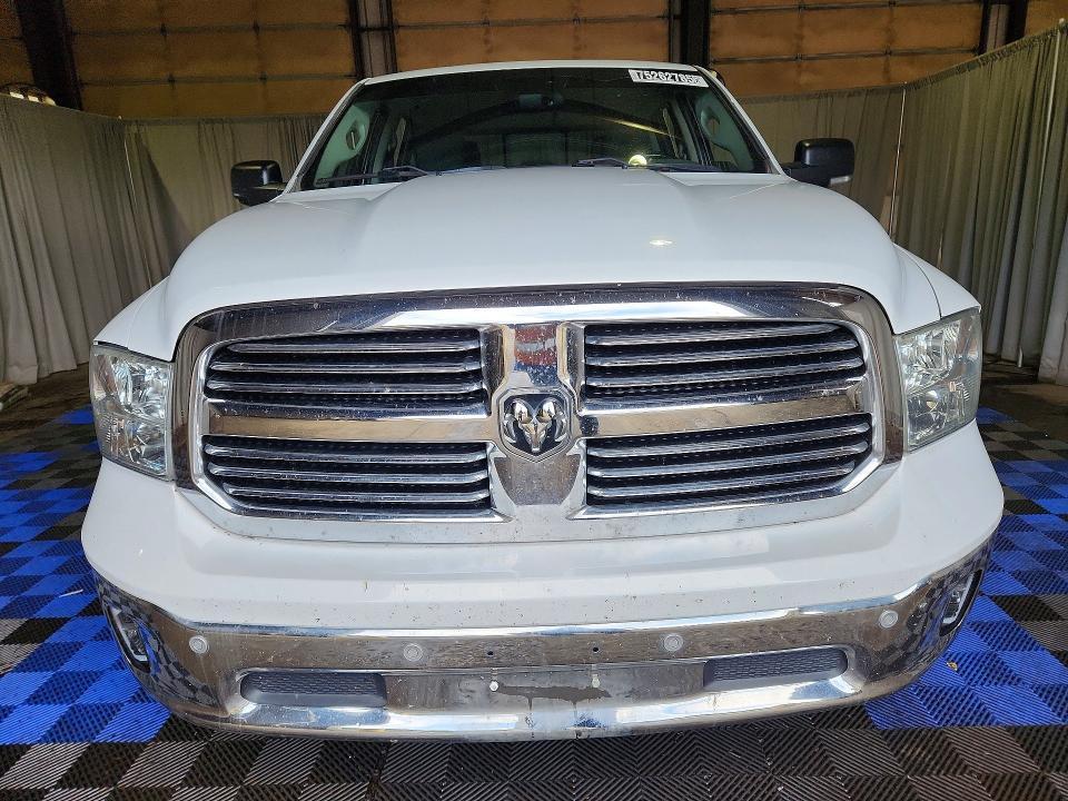 2016 Dodge Ram 1500 slt