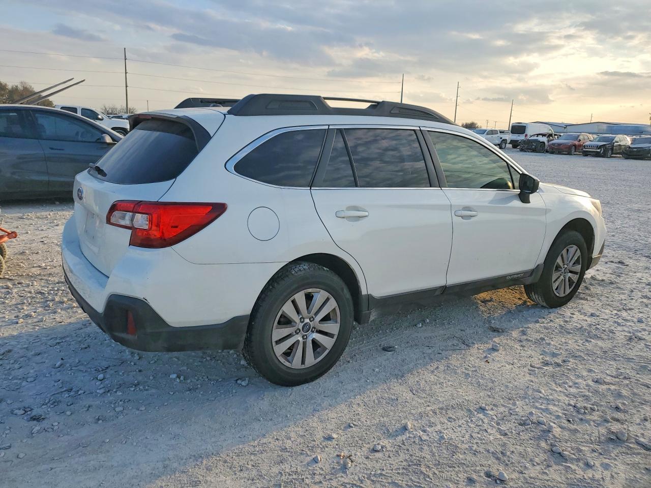 2019 Subaru Outback 2.5i