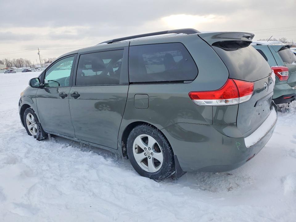 2012 Toyota Sienna