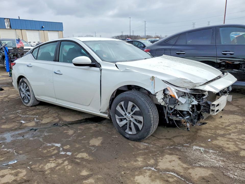 2020 Nissan Altima s