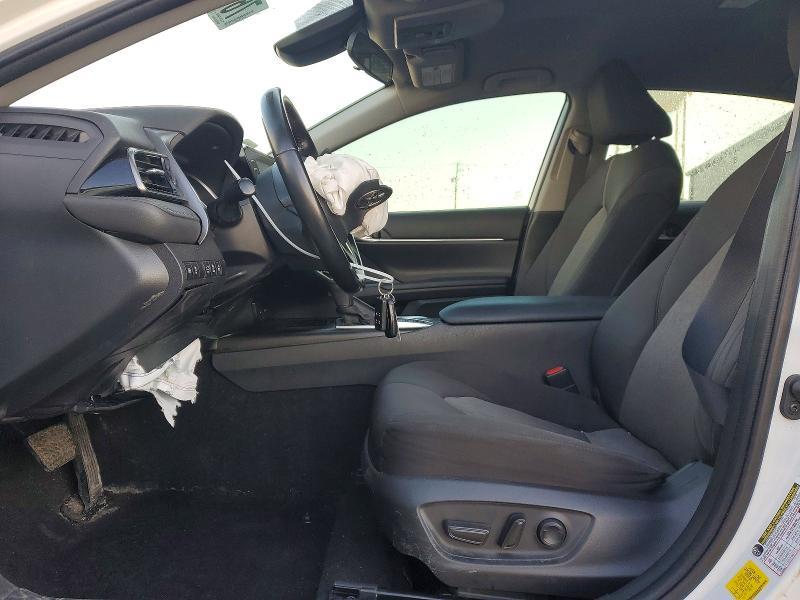 2022 Toyota Camry le