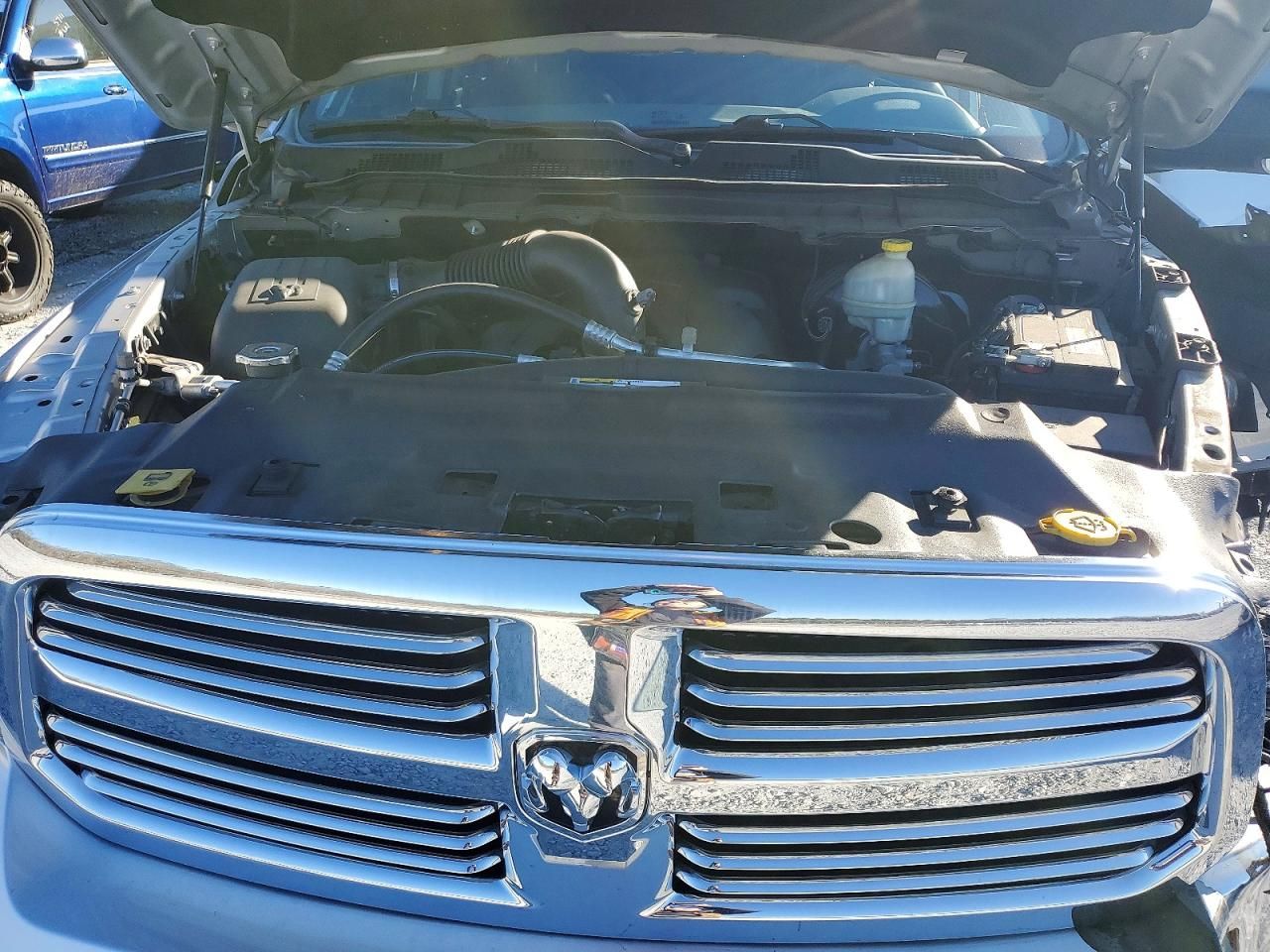 2016 Dodge Ram 1500 slt