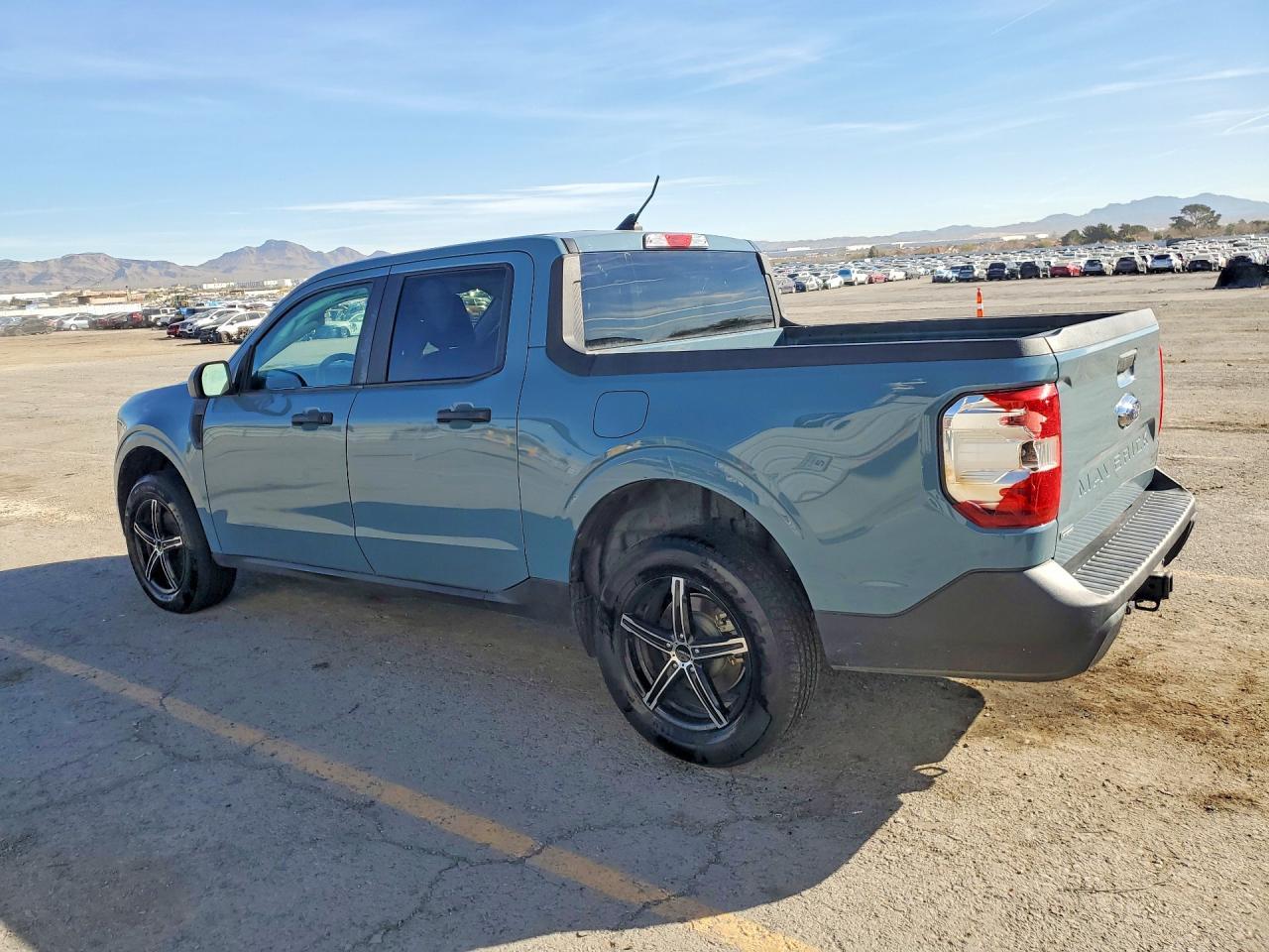 2022 Ford Maverick XL
