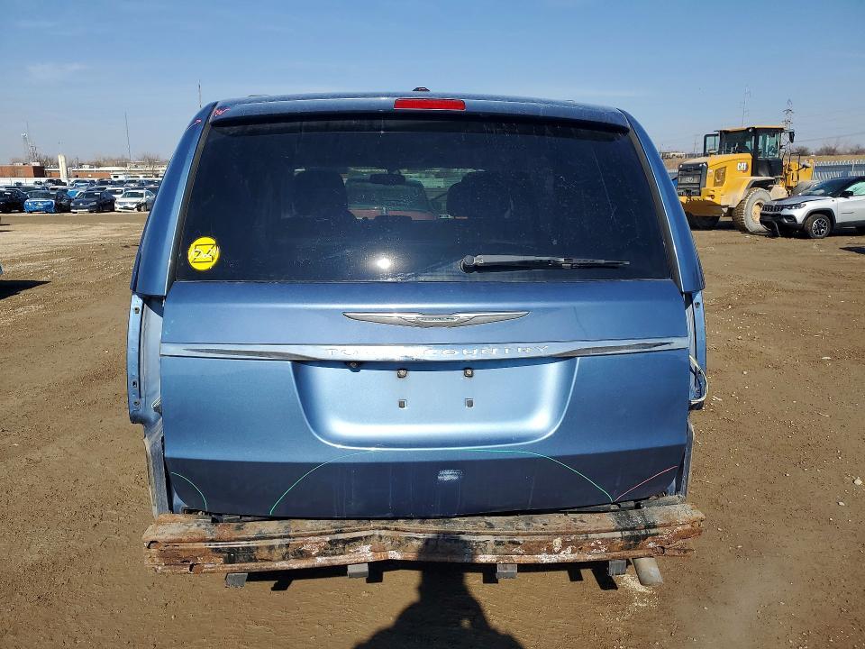 2011 Chrysler Town & Country Touring l