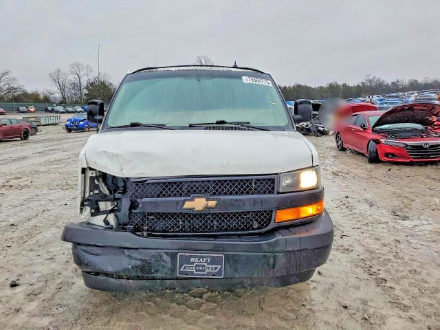 2018 Chevrolet Express 3500 Delivery Van