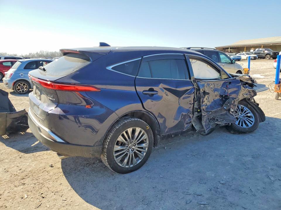 2021 Toyota Venza le