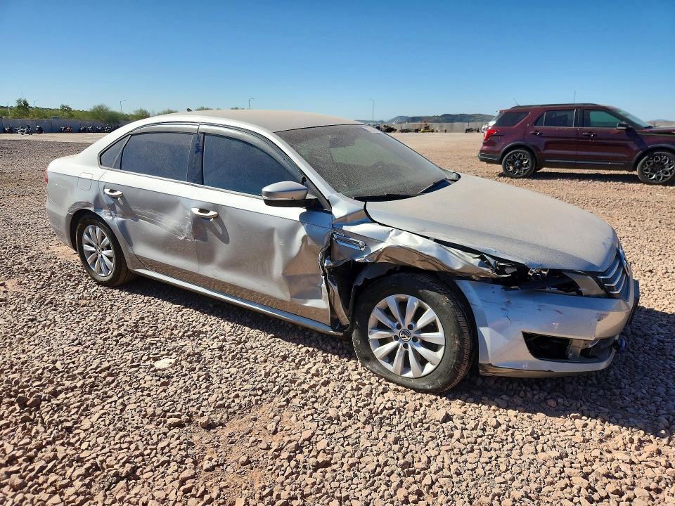 2013 Volkswagen Passat s