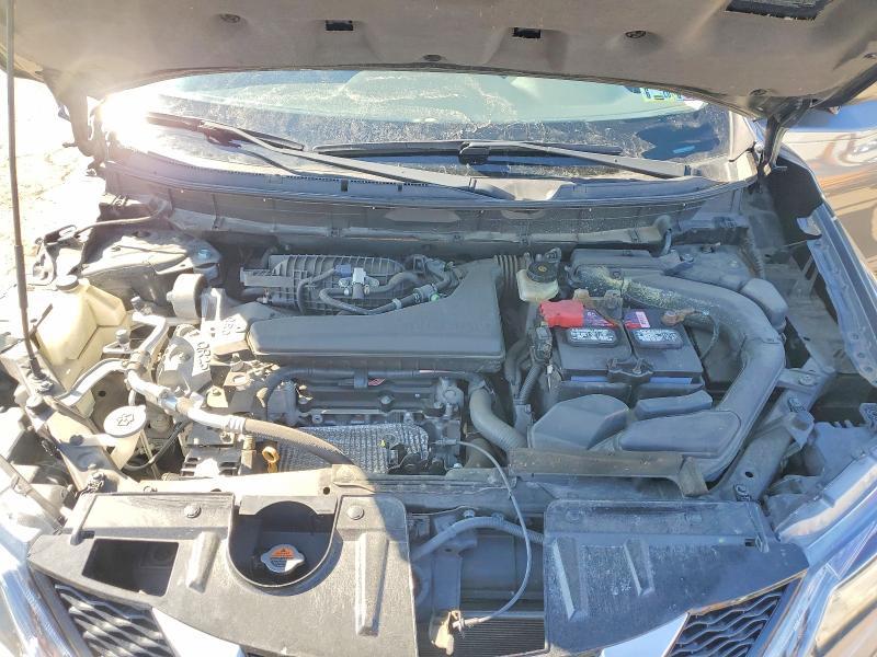 2015 Nissan Rogue sv