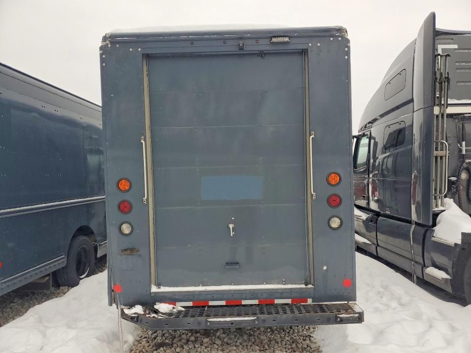 2020 Ford Commercial Chassis Delivery Truck