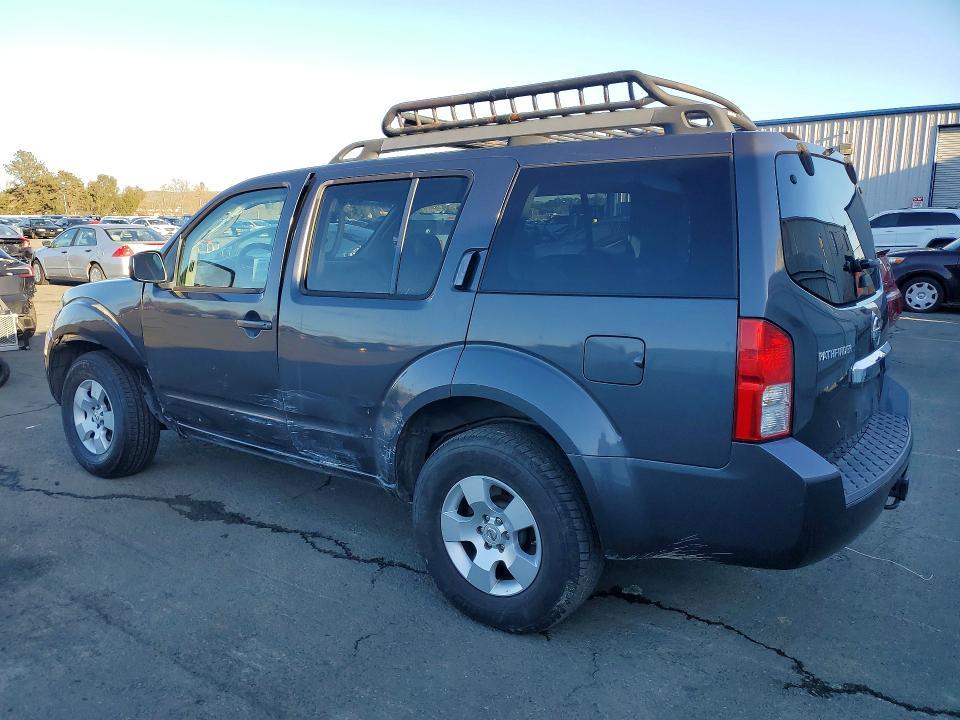 2012 Nissan Pathfinder s