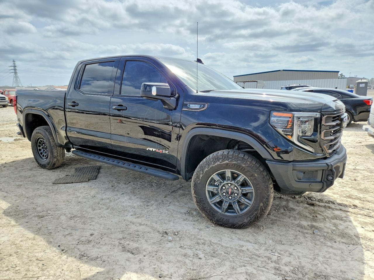 2024 GMC Sierra K1500 AT4X