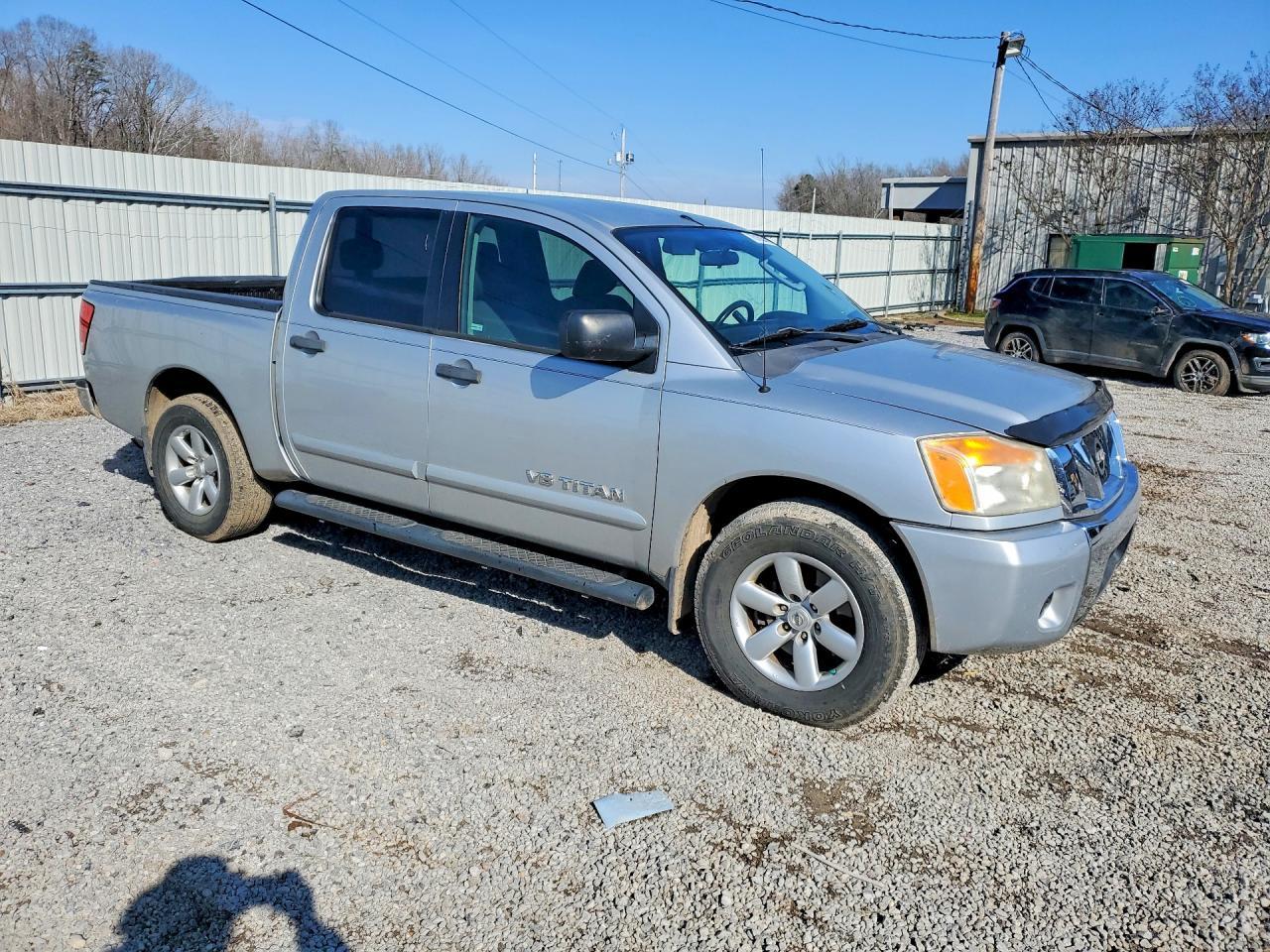 2010 Nissan Titan xe