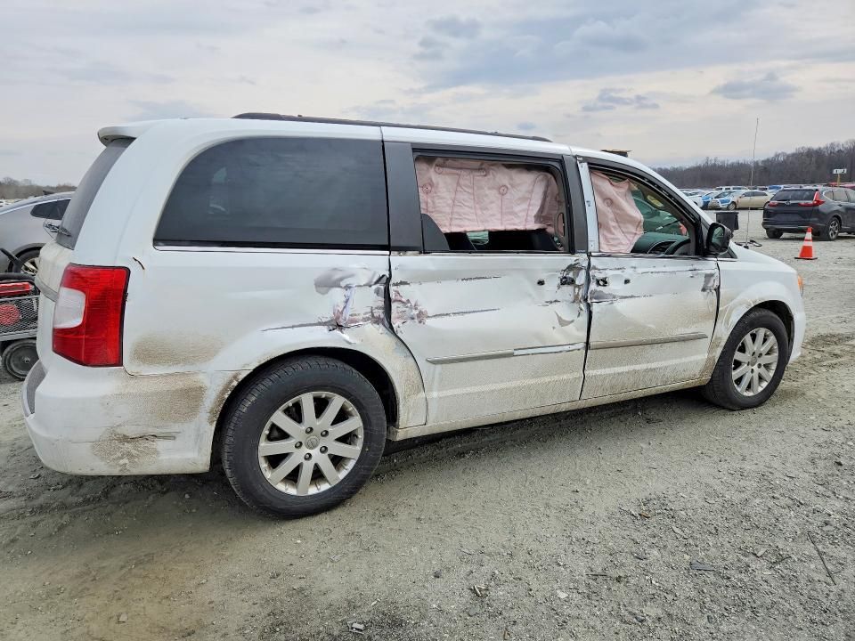 2014 Chrysler Town & Country Touring