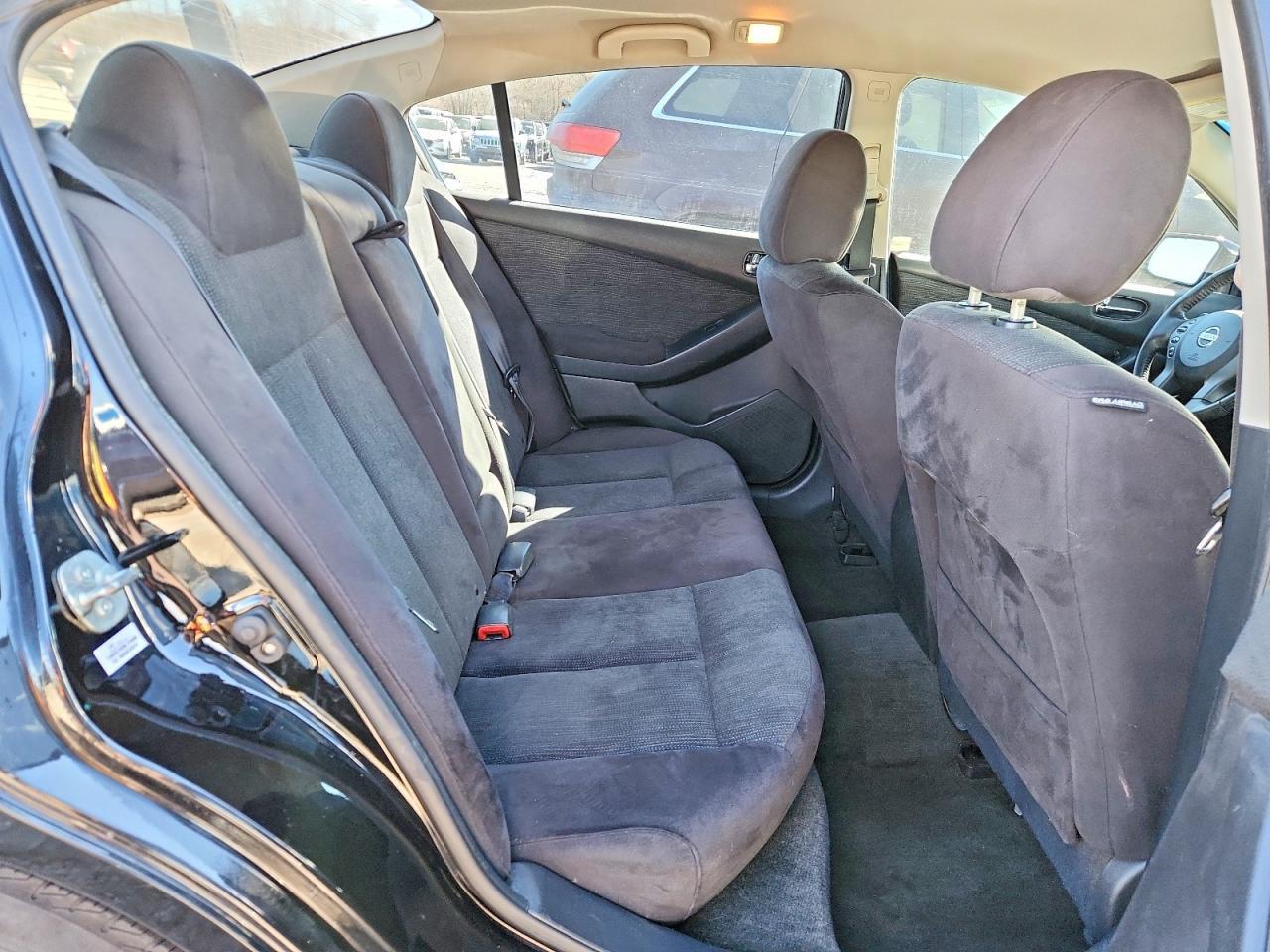 2012 Nissan Altima Base