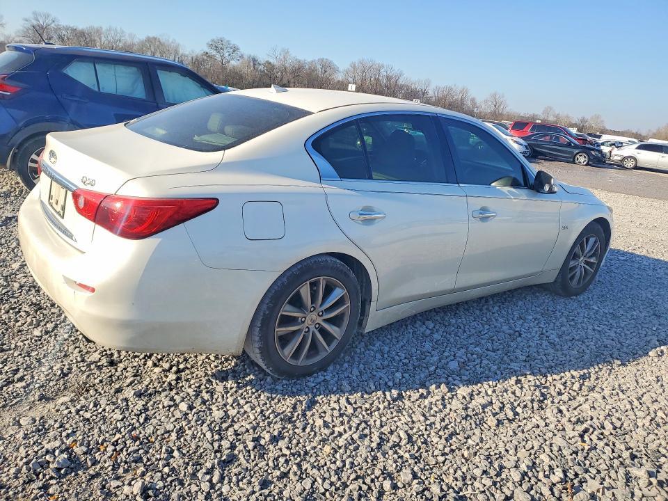 2016 Infinity Q50 Base