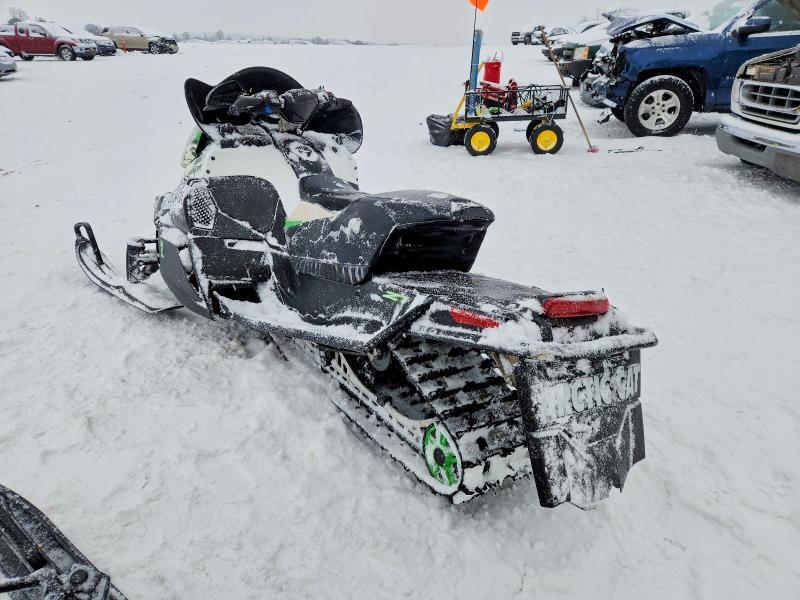 2010 Arctic Cat Z1 Snowmobile