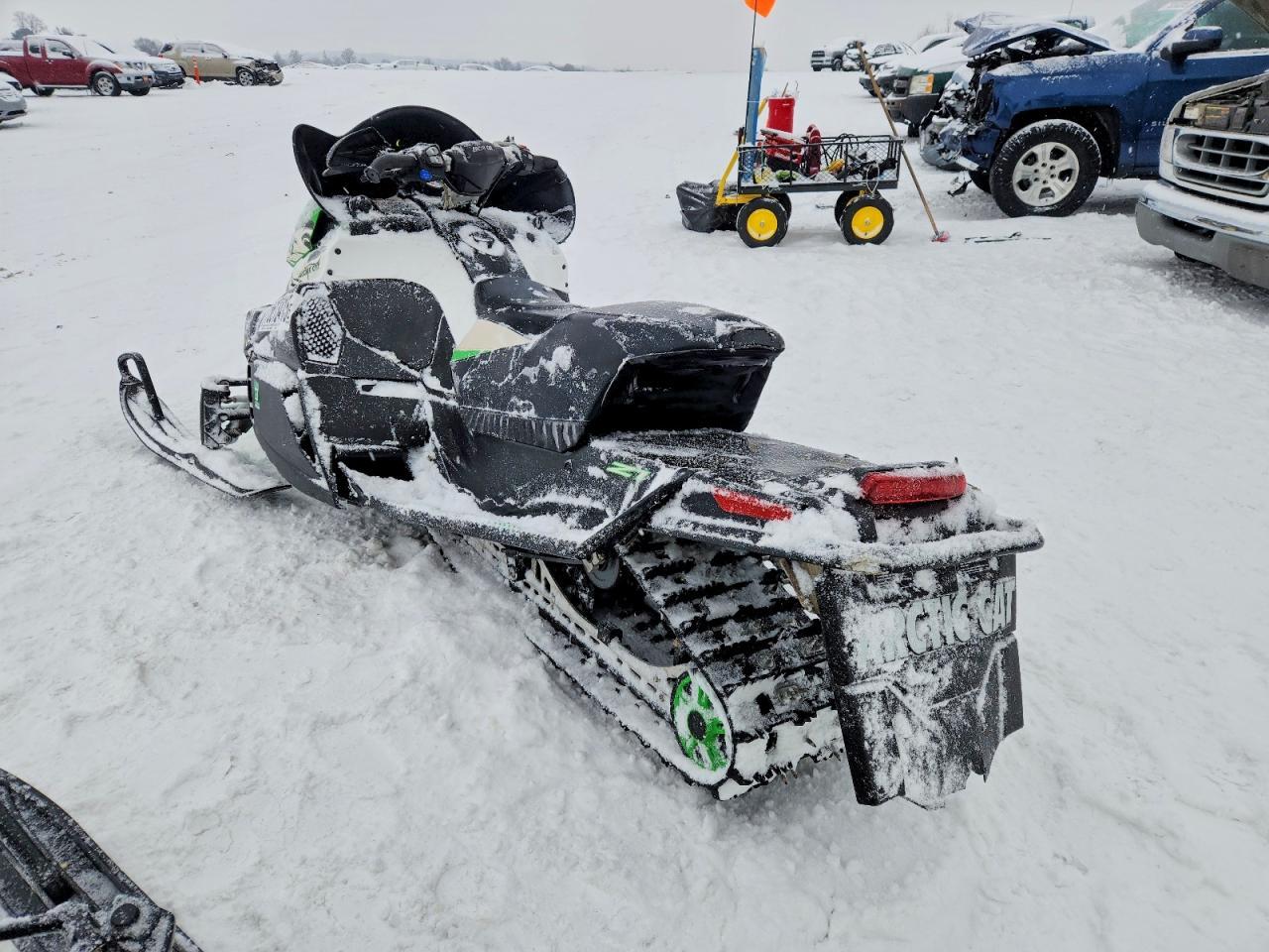2010 Arctic Cat Z1 Snowmobile