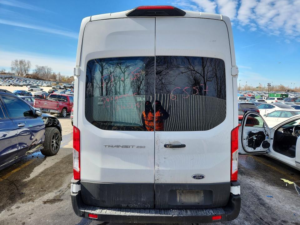 2023 Ford Transit T-250